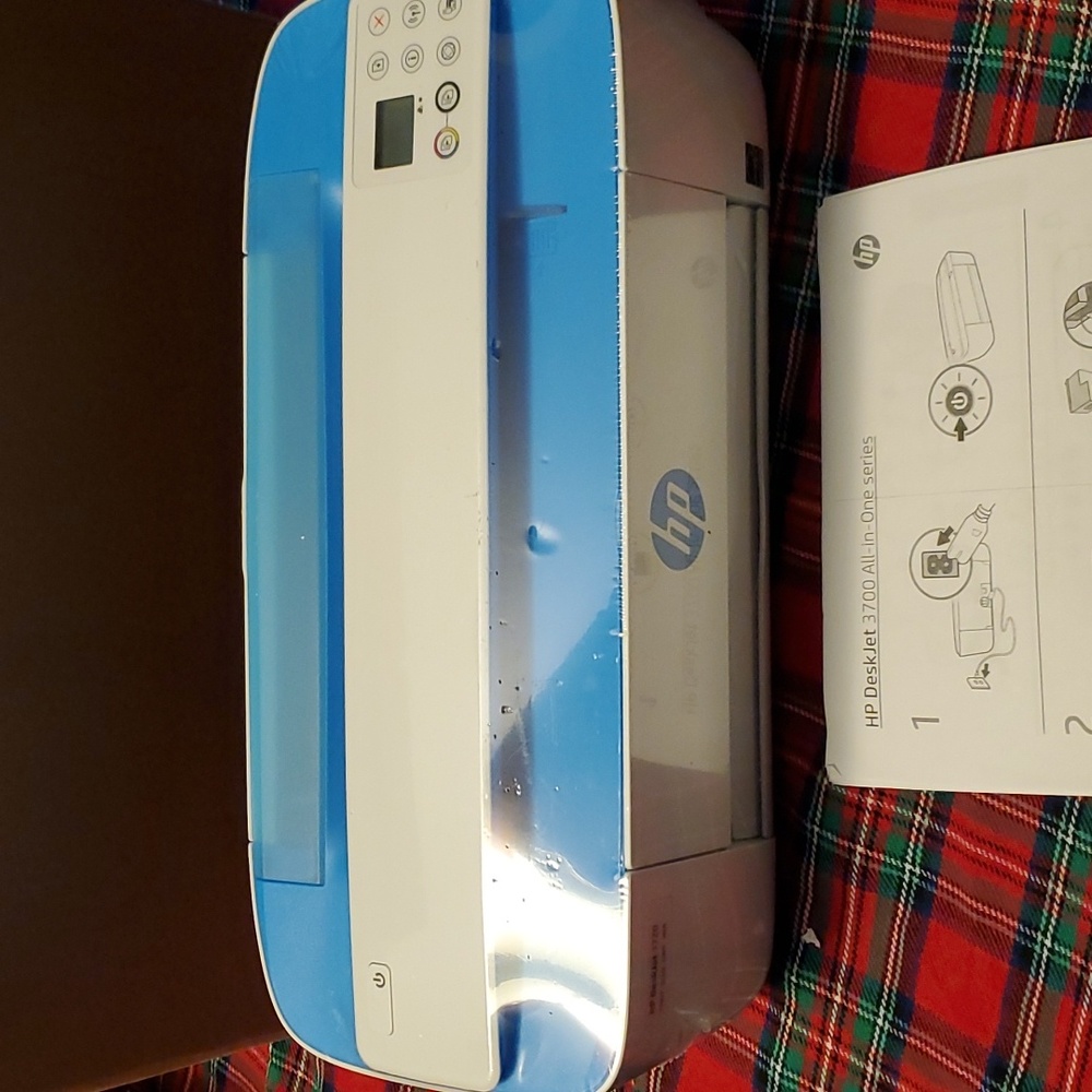 HP DeskJet 3720